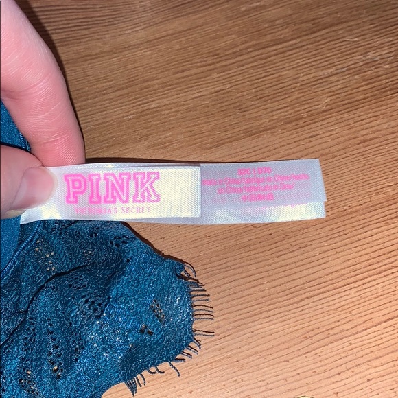 VS pink brellet - Picture 4 of 4